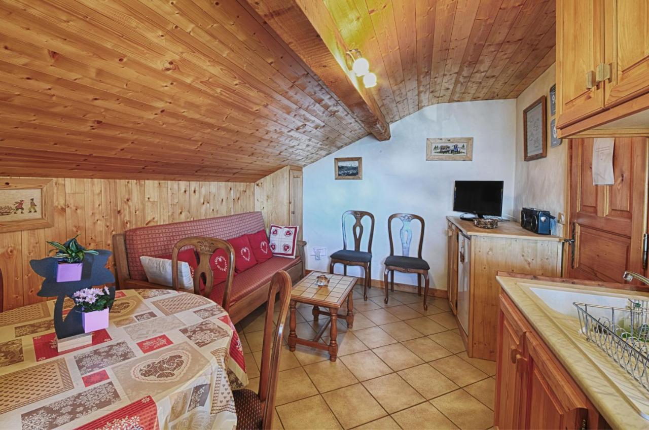 سالونش Chambres D'Hotes Les Terrasses De Varme المظهر الخارجي الصورة